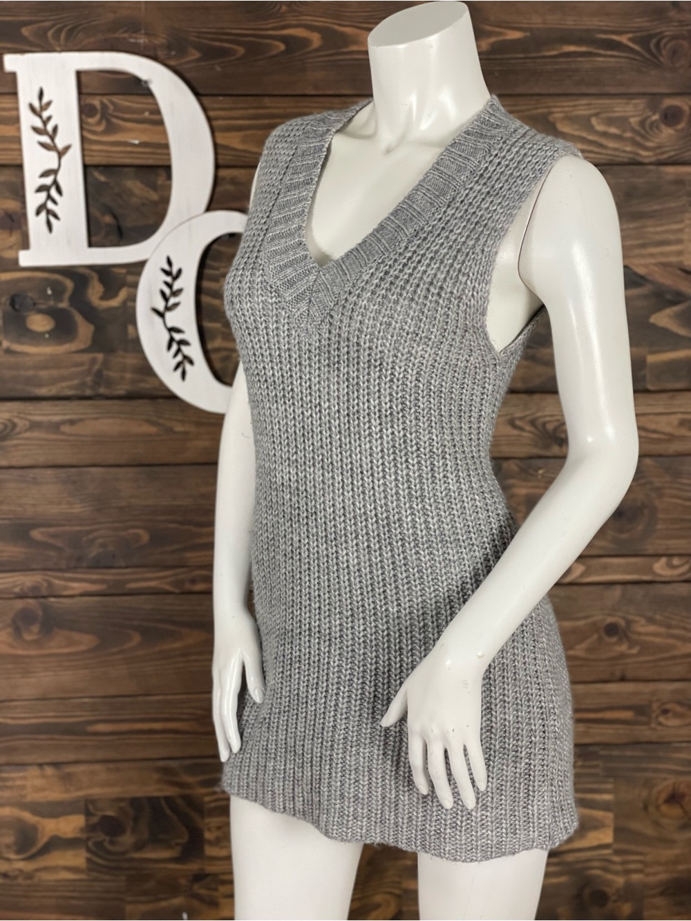 4th + Reckless | Sleeveless Ribbed V-Neck Chunky Knit Mini Dress Vest Wool Blend